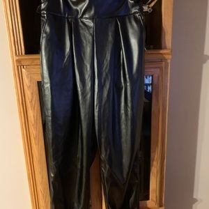 Woman Faux Leather pant